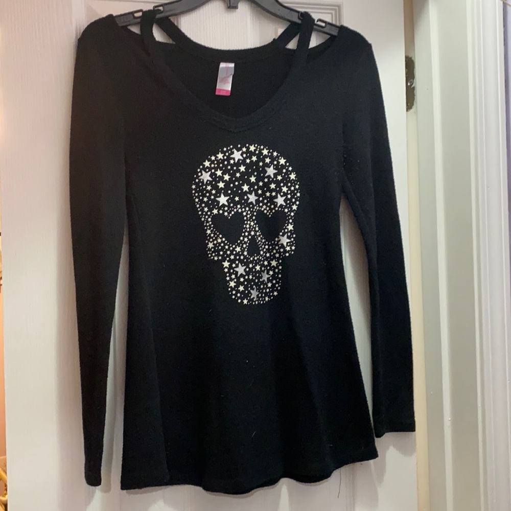 Long sleeved shirt